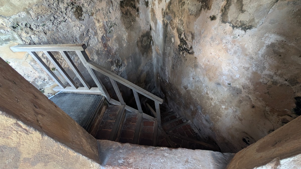 PXL_20251130_174736545