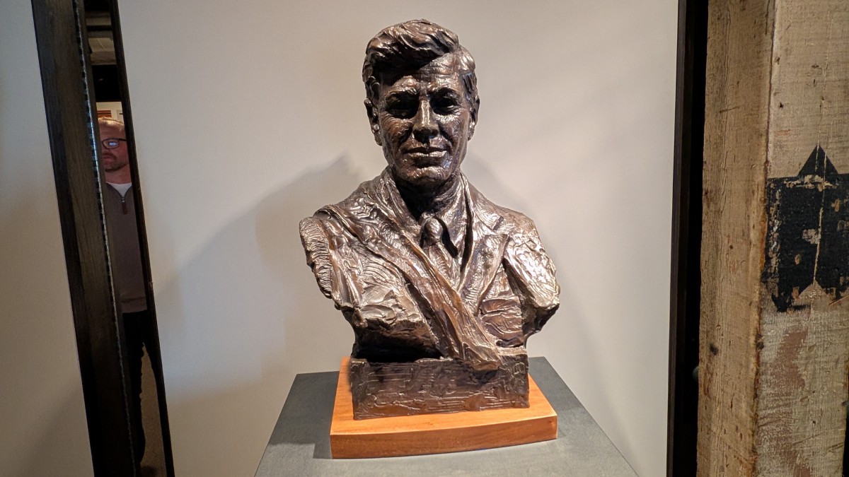 PXL_20251203_200213993