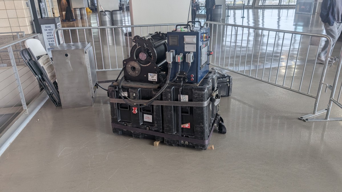 PXL_20251204_172828974.MP