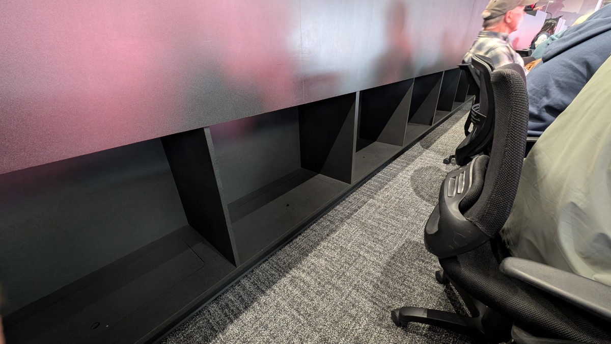 PXL_20251204_174139055