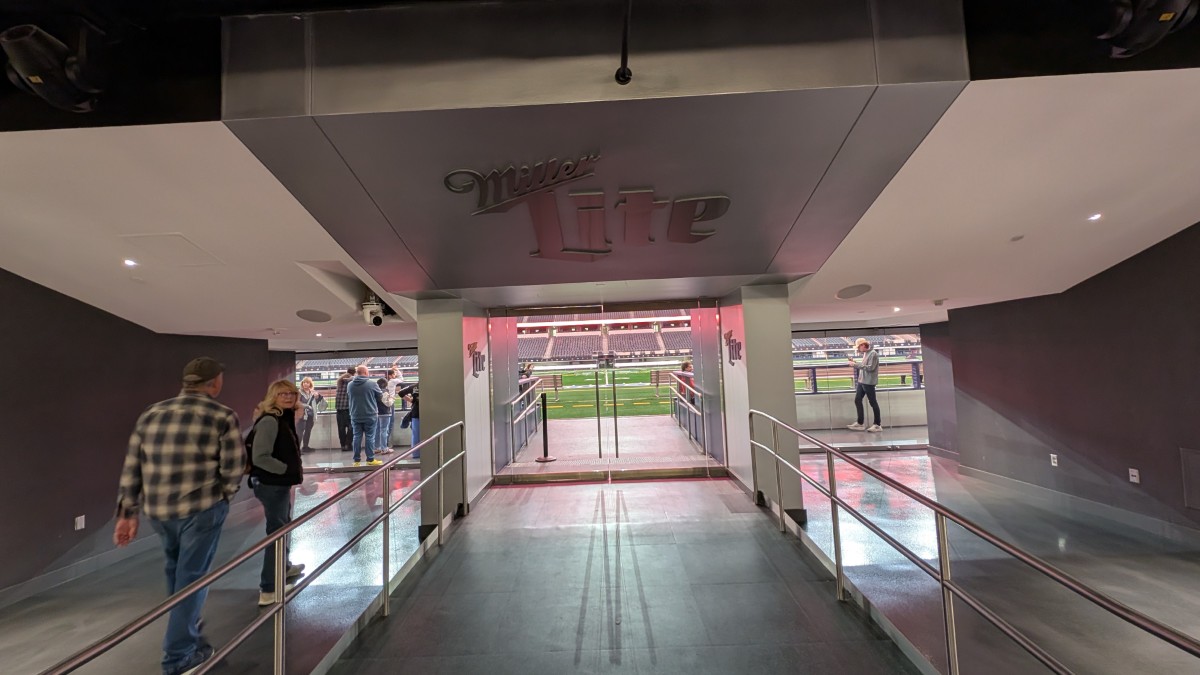 PXL_20251204_181714258