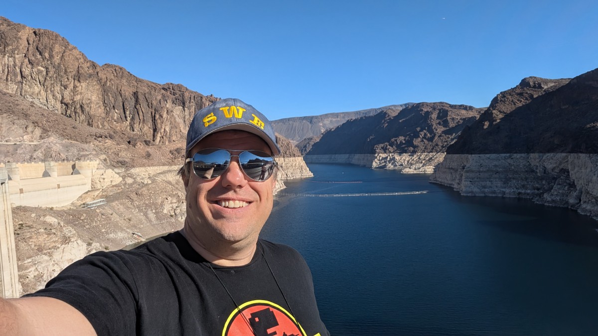 PXL_20251208_182610790