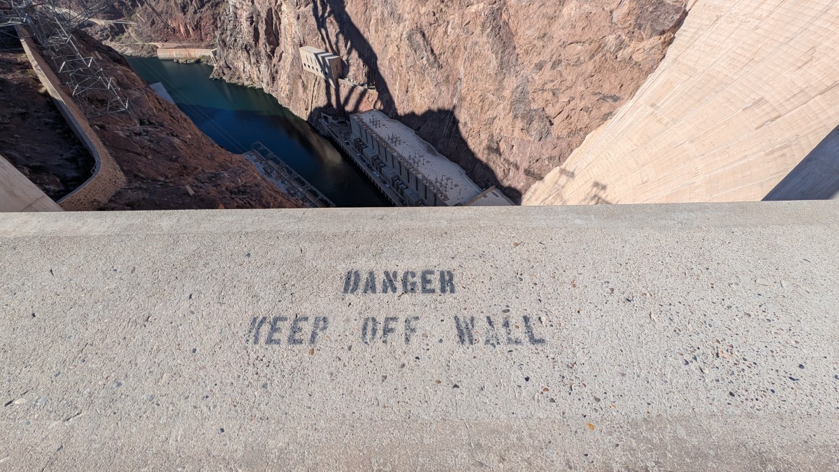 PXL_20251208_183956640