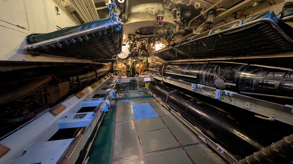 PXL_20251210_211436862