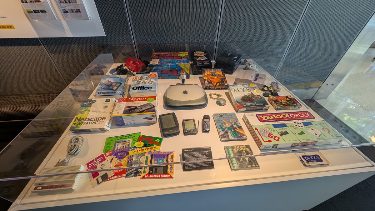 PXL_20251211_180423399.MP