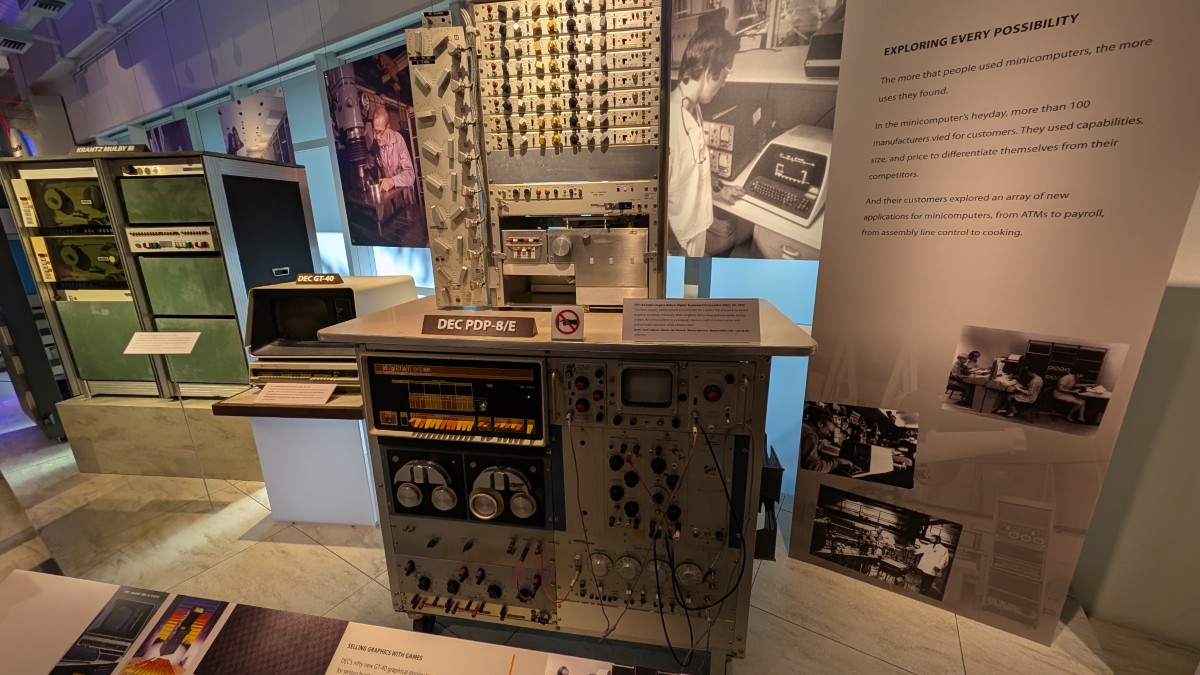 PXL_20251211_191616648