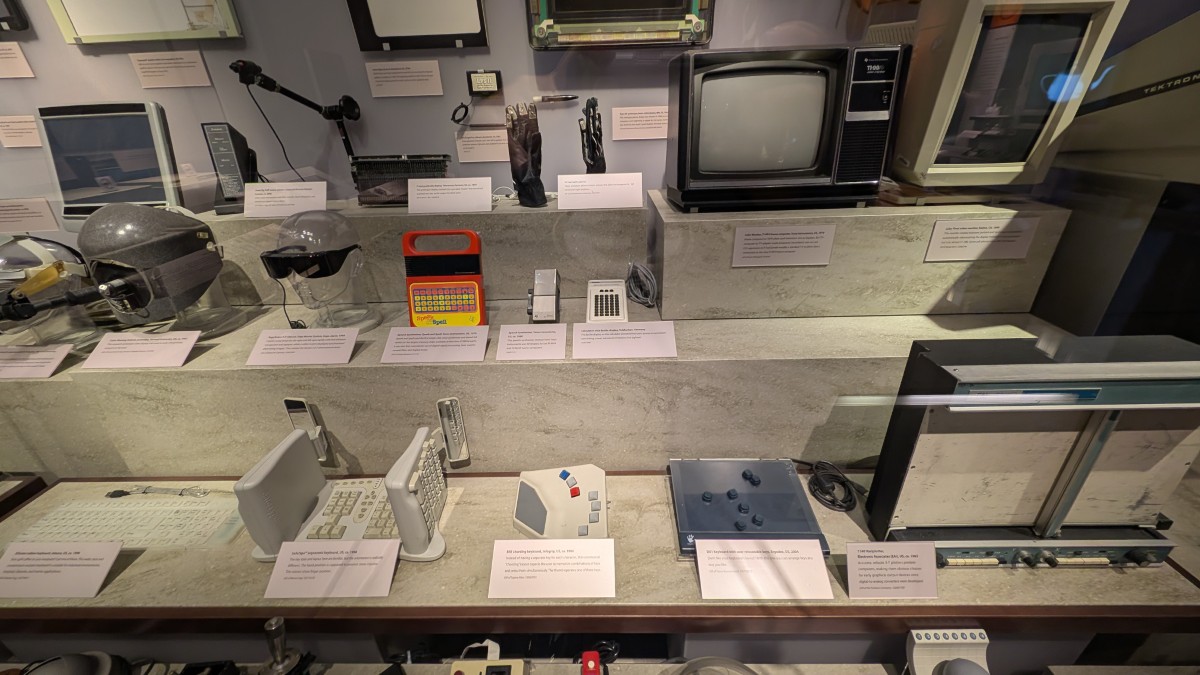 PXL_20251211_194312692