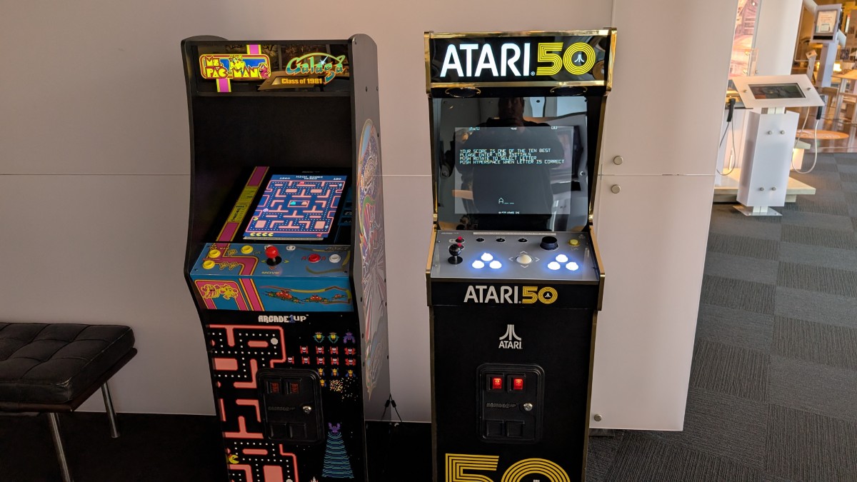 PXL_20251211_195006315