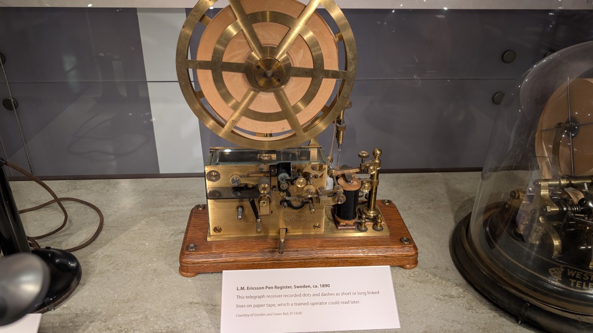 PXL_20251211_200343197